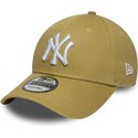 gorra-curva-khaki-ajustable-9forty-league-essential-de-new-york-yankees-mlb-de-new-era