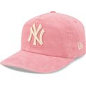 gorra-curva-rosa-ajustable-19twenty-precurved-corduroy-pastel-de-new-york-yankees-mlb-de-new-era