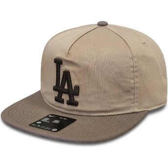 Gorra plana beige y marrón ajustable Pro Unstructured 5 Panel de Los Angeles Dodgers MLB de Nike