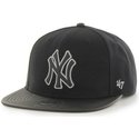 gorra-plana-negra-con-logo-blanco-y-negro-snapback-lisa-de-mlb-new-york-yankees-de-47-brand