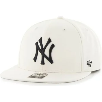 Gorra plana blanca lisa snapback de MLB New York Yankees de 47 Brand