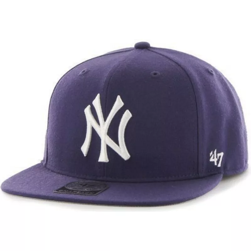 gorra-plana-violeta-snapback-lisa-con-logo-lateral-de-mlb-new-york-yankees-de-47-brand